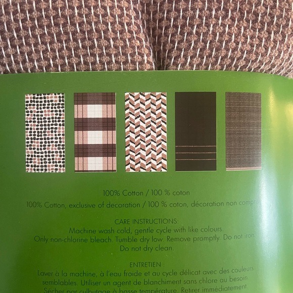 LAST SET!!! ♠️Kate Spade Kitchen Towels - Espresso - Picture 8 of 9